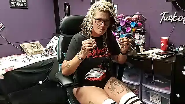 oddywithabody online show from September 2025 09:02:01 AM