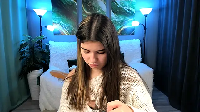 AnoraDark online show from September 2025 07:19:02 PM