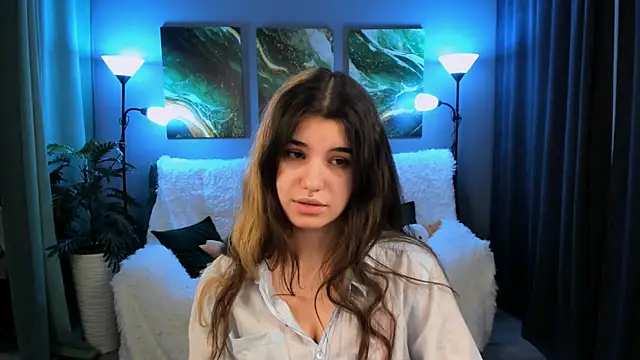 AnoraDark online show from October 2025 06:28:02 PM