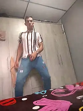 monjita suyo online show from February 2026 10:13:02 PM