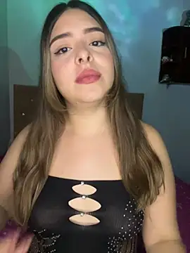 Snapshot of Nahomy_cm chatting on June 2026 02:51:02 AM Nahomy cm online show from June 2026 02:51:02 AM