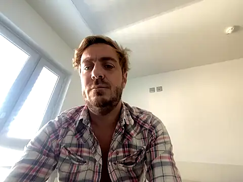 3615-ULLA online show from October 2025 10:43:02 AM