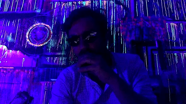 3615-ULLA online show from April 2026 06:32:02 PM