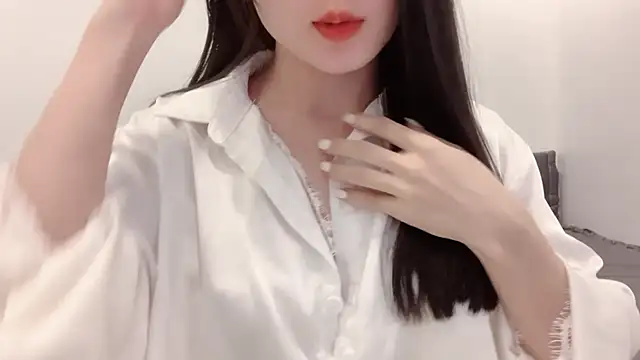    Lily    online show from May 2026 04:03:01 PM