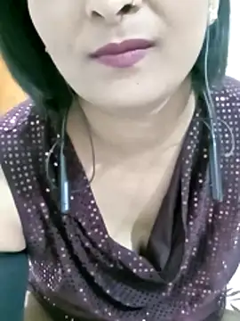 Queen Kushi4 online show from April 2026 05:40:02 PM