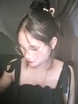 Snapshot of saronla_03 chatting on September 2025 03:12:02 PM saronla 03 online show from September 2025 03:12:02 PM