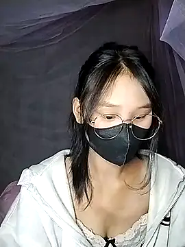 Snapshot of saronla_03 chatting on November 2025 04:01:02 AM saronla 03 online show from November 2025 04:01:02 AM