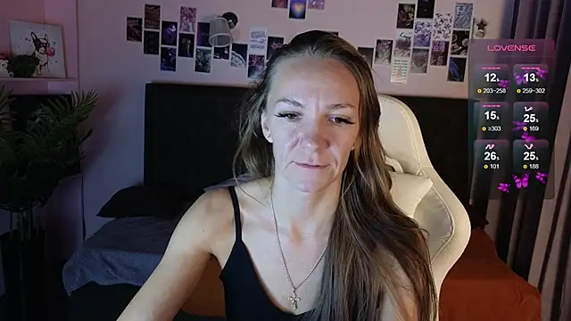 Snapshot of Jesica_mooon chatting on October 2025 01:25:01 AM Jesica mooon online show from October 2025 01:25:01 AM
