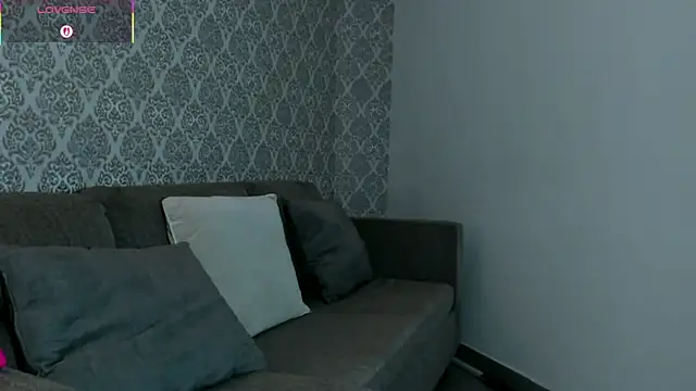 BellaNixs online show from November 2025 03:30:01 AM