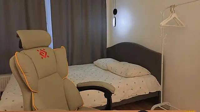 yourrdanceteacher online show from March 2026 04:40:01 AM