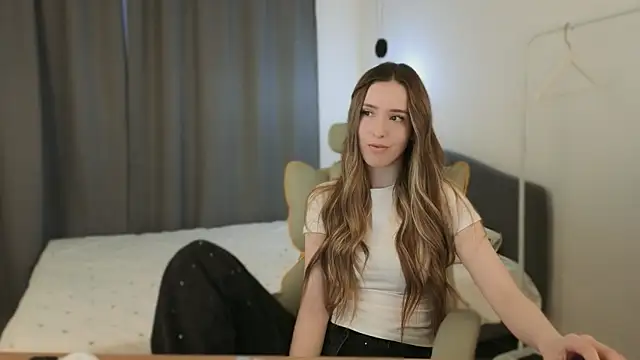 yourrdanceteacher online show from April 2026 05:01:02 AM