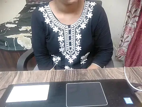 Snapshot of lusty_kaira chatting on July 2026 06:00:02 AM lusty kaira online show from July 2026 06:00:02 AM