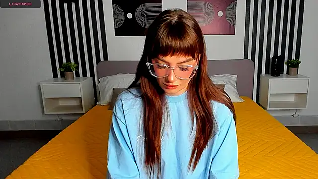 Snapshot of Emily_Tylerr chatting on September 2025 08:16:02 AM Emily Tylerr online show from September 2025 08:16:02 AM