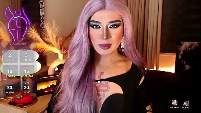 Snapshot of mslilly_croft chatting on May 2026 12:19:02 AM mslilly croft online show from May 2026 12:19:02 AM