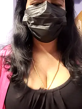 mallu-lover online show from October 2025 01:40:01 AM