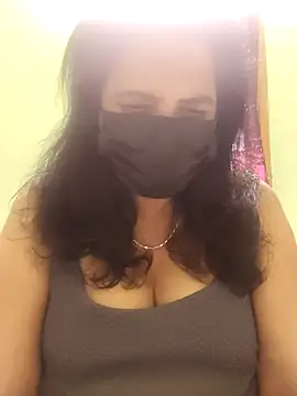 mallu-lover online show from March 2026 10:31:02 AM