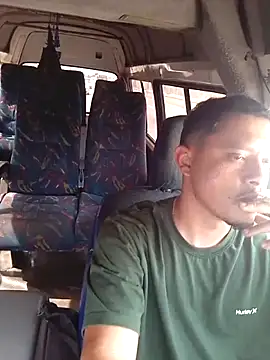 Snapshot of Deza-10 chatting on November 2025 05:13:01 PM Deza-10 online show from November 2025 05:13:01 PM