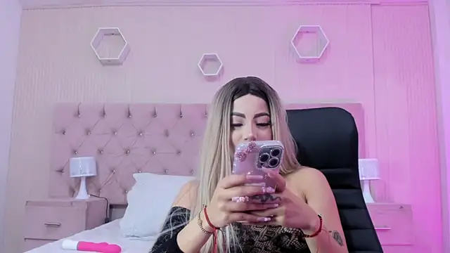 MaluryBlaze online show from November 2025 09:13:02 PM