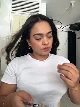 alana dantes online show from November 2025 03:03:01 PM