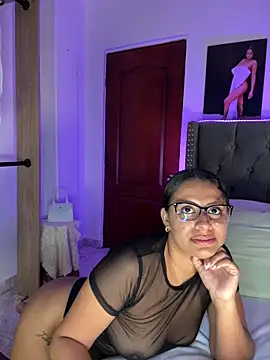 ema zoe online show from April 2026 12:02:02 AM