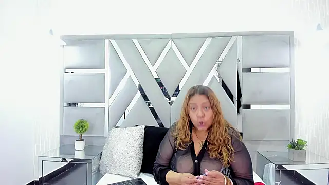 MonzerratBoyer online show from March 2026 07:17:01 PM