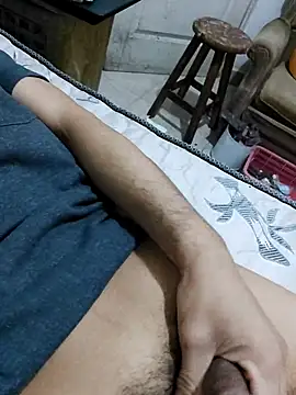 Snapshot of luislimafuego chatting on October 2025 07:04:02 AM luislimafuego online show from October 2025 07:04:02 AM