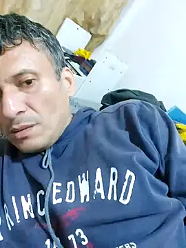 Snapshot of luislimafuego chatting on October 2025 10:10:02 PM luislimafuego online show from October 2025 10:10:02 PM