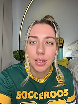louiseberkeley online show from June 2026 12:41:02 AM