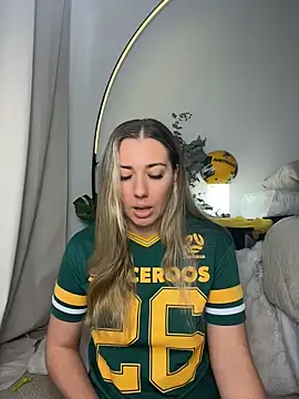 louiseberkeley online show from June 2026 02:36:01 AM