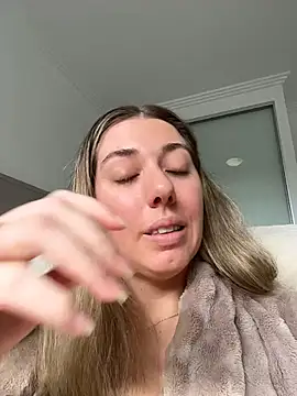 louiseberkeley online show from July 2026 02:02:02 AM
