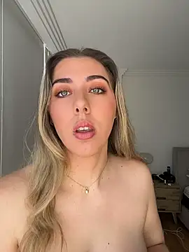 louiseberkeley online show from August 2026 11:39:02 PM