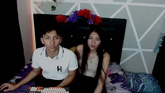 COZY7COUPLE online show from October 2025 12:06:01 AM