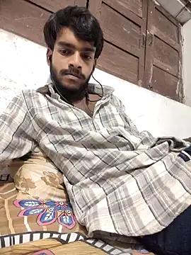 yashuuuu021 online show from September 2025 06:23:02 PM