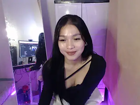 Snapshot of lovely_bunnyy chatting on August 2026 08:33:01 PM lovely bunnyy online show from August 2026 08:33:01 PM
