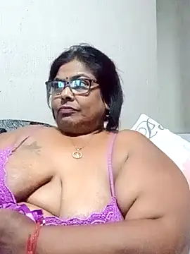 mileesha online show from December 2025 06:56:01 PM