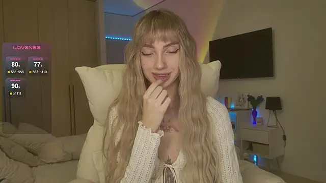 Lunainnk online show from June 2026 10:29:01 PM