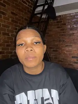 BaddestAss22 online show from November 2025 02:50:02 PM