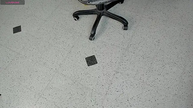 JamesDeker online show from October 2025 08:08:02 PM