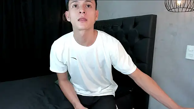 stephane rouss online show from January 2026 05:27:02 PM