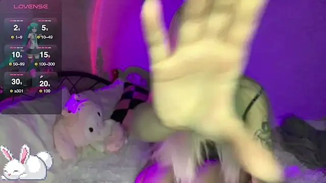 Elaincutee online show from September 2025 07:17:02 PM