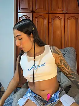 KaditaNavarro online show from April 2026 12:34:01 AM