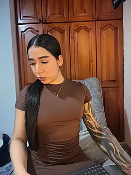KaditaNavarro online show from June 2026 12:11:01 AM