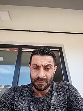 alex10alexx online show from April 2026 01:03:01 PM