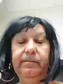 Emily de Carla online show from April 2026 06:25:02 AM