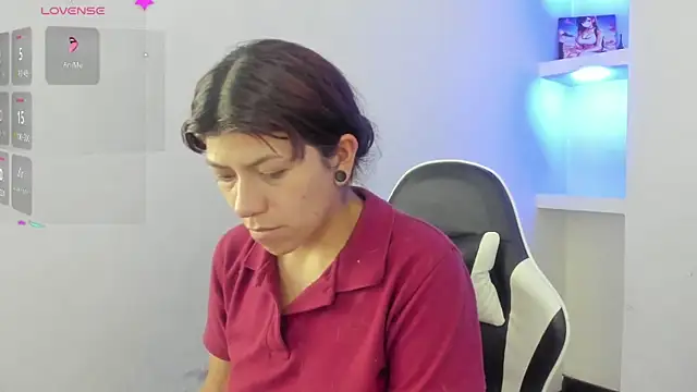 Raven Rouge  online show from March 2026 08:58:01 PM