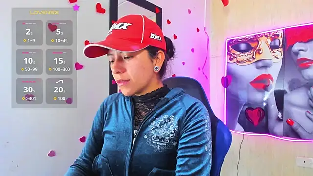 Raven Rouge  online show from April 2026 12:30:01 PM