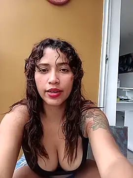 Vikyvoyeur online show from March 2026 06:26:01 PM