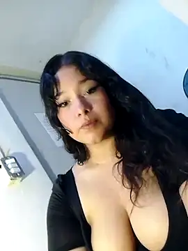 Stephy  online show from October 2025 02:15:02 PM