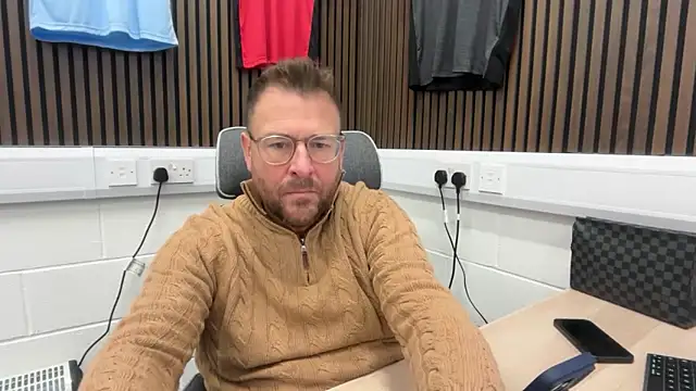 bilf1978 online show from February 2026 07:26:01 AM