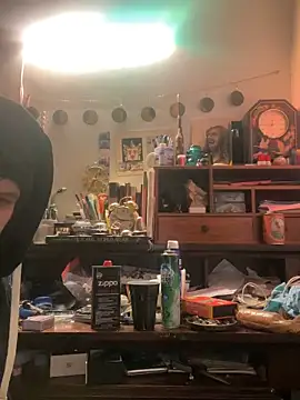 XanderOzzz online show from December 2025 08:30:02 AM